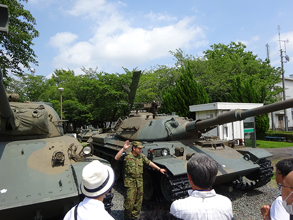 戦車説明の様子